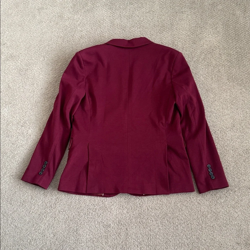 M114 NWT FlatSeven Classic Slim One Button Notched Lapel Suit Jacket‎ - Size: S